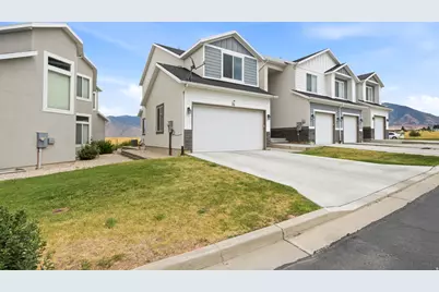 828 N Glen Eagles Ct W, Tooele, UT 84074 - Photo 24