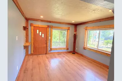 113 E Wilson Ave, Salt Lake City, UT 84115 - Photo 2