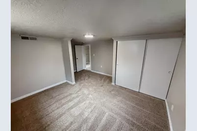 241 N 7th St E, Tooele, UT 84074 - Photo 26