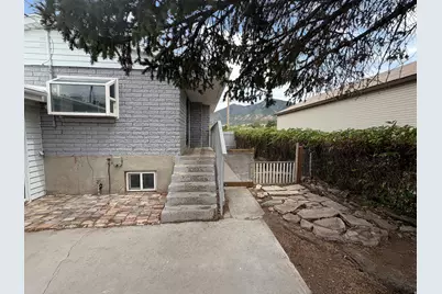 241 N 7th St E, Tooele, UT 84074 - Photo 38