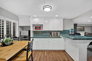 5 Quietwood Ln, Sandy, UT 84092 - Photo 34