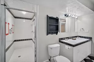 5 Quietwood Ln, Sandy, UT 84092 - Photo 42