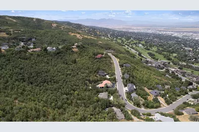 2461 S Maple Hills Dr E #24, Bountiful, UT 84010 - Photo 6
