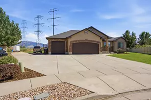 3257 W 2975 N, Plain City, UT 84404 - Photo 2
