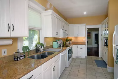 587 E 9th Ave, Salt Lake City, UT 84103 - Photo 14