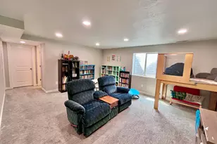 1483 W 2340 N, Clinton, UT 84015 - Photo 32