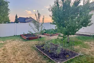 1483 W 2340 N, Clinton, UT 84015 - Photo 44