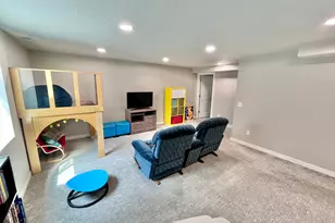 1483 W 2340 N, Clinton, UT 84015 - Photo 34