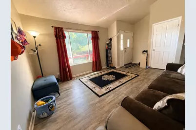 2466 N 1050 W, Layton, UT 84041 - Photo 10