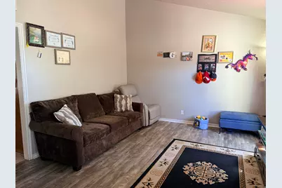 2466 N 1050 W, Layton, UT 84041 - Photo 8