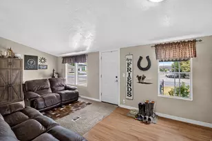265 S 400 E, Mayfield, UT 84643 - Photo 8