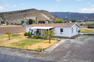 265 S 400 E, Mayfield, UT 84643 - Photo 2