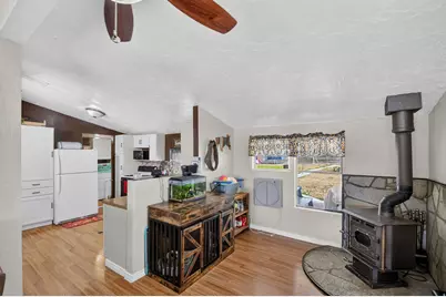 265 S 400 E, Mayfield, UT 84643 - Photo 12