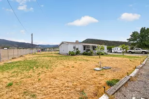 265 S 400 E, Mayfield, UT 84643 - Photo 32