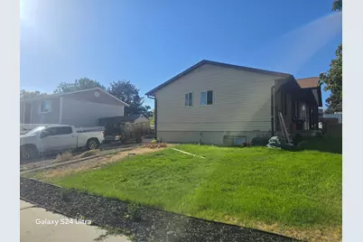 4627 S Solano Cir W, West Valley, UT 84120 - Photo 2