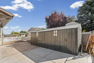 4627 S Solano Cir W, West Valley, UT 84120 - Photo 4