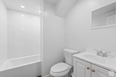 4627 S Solano Cir W, West Valley, UT 84120 - Photo 10