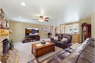 479 E Evesham Dr, Murray, UT 84107 - Photo 18