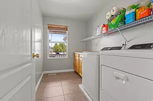 1417 W 1360 N, Clinton, UT 84015 - Photo 10