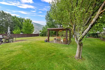 2425 E View Dr, South Weber, UT 84405 - Photo 4