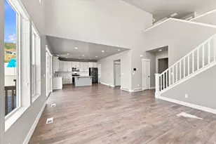 2050 W Marble Fox Cir, Lehi, UT 84048 - Photo 18