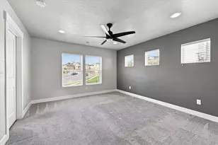 2050 W Marble Fox Cir, Lehi, UT 84048 - Photo 26