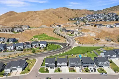 2050 W Marble Fox Cir, Lehi, UT 84048 - Photo 48