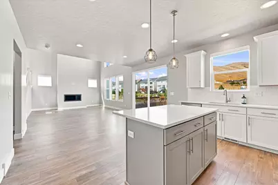 2050 W Marble Fox Cir, Lehi, UT 84048 - Photo 14