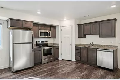 4215 E Oconnell Ln, Eagle Mountain, UT 84005 - Photo 8