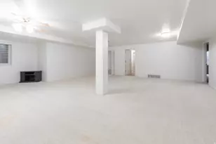 1229 W 4500 S, Riverdale, UT 84405 - Photo 20