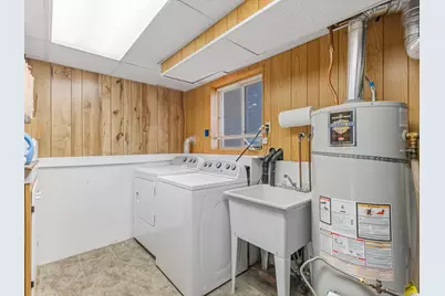 5677 S Aspen Ct E, South Ogden, UT 84403 - Photo 20