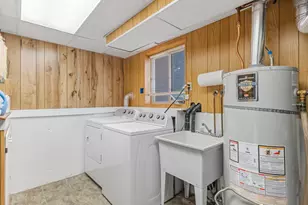 5677 S Aspen Ct E, South Ogden, UT 84403 - Photo 20