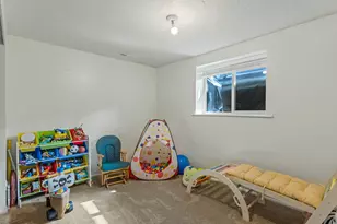 5677 S Aspen Ct E, South Ogden, UT 84403 - Photo 18