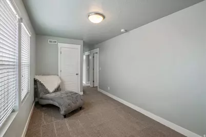2052 W Phillips St, Kaysville, UT 84037 - Photo 18