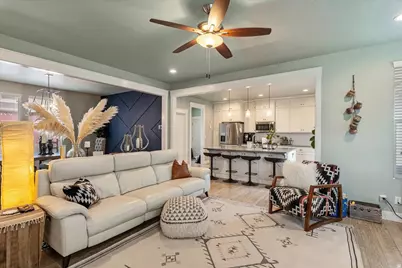 2052 W Phillips St, Kaysville, UT 84037 - Photo 10