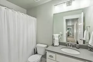 2052 W Phillips St, Kaysville, UT 84037 - Photo 28