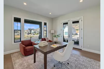 547 W Peak View Ln, Farmington, UT 84025 - Photo 8