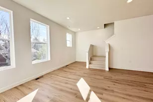 1650 N Main St, Layton, UT 84041 - Photo 12