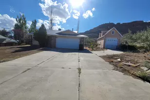 645 N Aria Blvd, Wendover, UT 84083 - Photo 2