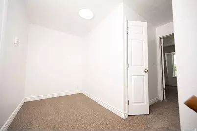 547 N 200 W #547, Bountiful, UT 84010 - Photo 10