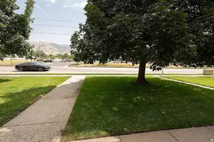 547 N 200 W, Bountiful, UT 84010 - Photo 18