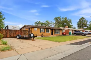 676 N Ann St W, Clearfield, UT 84015 - Photo 4