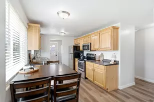 676 N Ann St W, Clearfield, UT 84015 - Photo 16