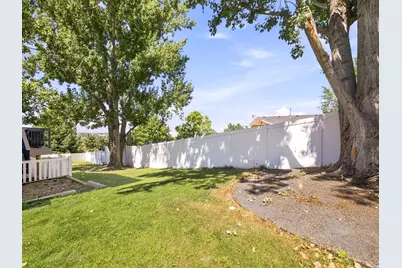 1638 N Murdock Dr, Pleasant Grove, UT 84062 - Photo 34
