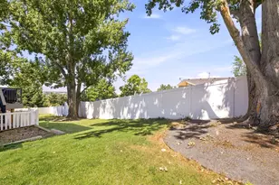 1638 N Murdock Dr, Pleasant Grove, UT 84062 - Photo 34