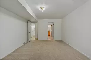 2438 S Elizabeth St, Salt Lake City, UT 84106 - Photo 24