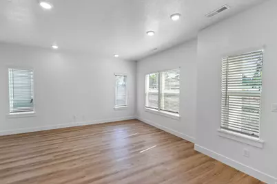 974 N 50 W #Y-405, Brigham City, UT 84302 - Photo 4