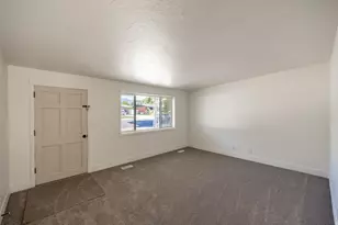 2111 N 450 W, Sunset, UT 84015 - Photo 6