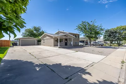 2111 N 450 W, Sunset, UT 84015 - Photo 2