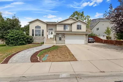 237 E 1640 N, Pleasant Grove, UT 84062 - Photo 2
